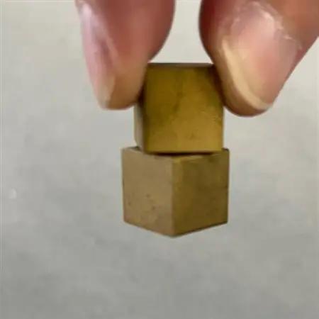 真鍮マグネットキューブ 【CUBE】 4個【配送不可地域：沖縄県】【1660526】