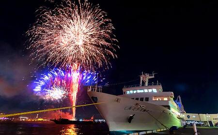 「THE KOBE CRUISE ルミナス神戸2」 みなとHANABIディナービュッフェクルーズ