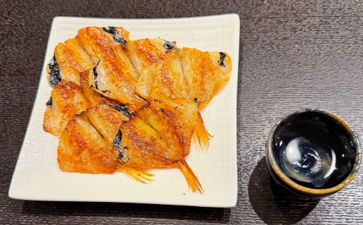 旨味を逃がさない伝統の干し技、香ばしく仕上げる焼きの技。