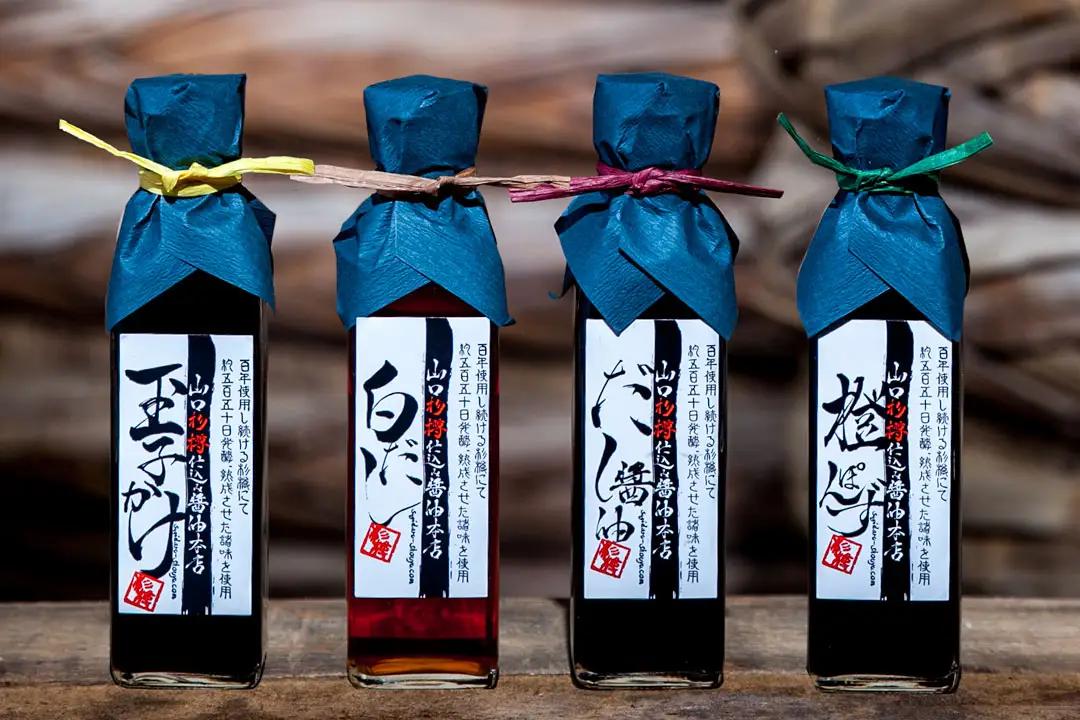 木桶で仕込む地産醤油 もしかしたらお醤油ありすぎですかセット 桑田醤油有限会社 山口県 防府市 C-A04 醤油 詰め合わせ 調味料 ギフト ぽん酢 出汁 漬物 木桶仕込み 天然醸造 食べ比べ
