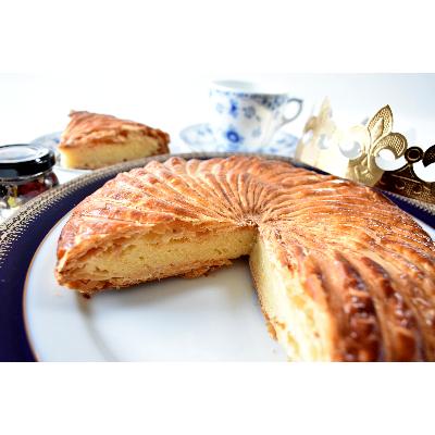 ふるさと納税 すさみ町 大きめ6号!ガレット・デ・ロワwith峠プレミアム「玄」〜ナッツ・ドライフルーツの蜂蜜漬〜　すさみ町 |  | 01