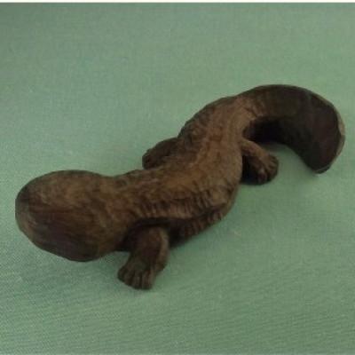 ふるさと納税 洞爺湖町 木彫　オオサンショウウオ(長さ15cm)　1個