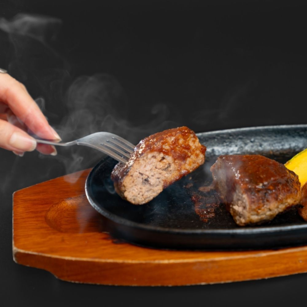 精肉店の直営焼肉【焼肉大剛】肉汁爆発！手ごね・肉々しい手作りハンバーグ（10個入り）│ハンバーグ 肉 牛肉 冷凍便 おすすめ 人気 ランキング 冷凍 手作り 詰め合わせ 大容量 冷凍食品 手作り_イメ