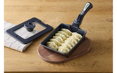 ダイヤモンドコートパン
マルチエッグパン入り１２点セット　ＩＨガス火対応　 MEGI-12S ブラウンメタリック