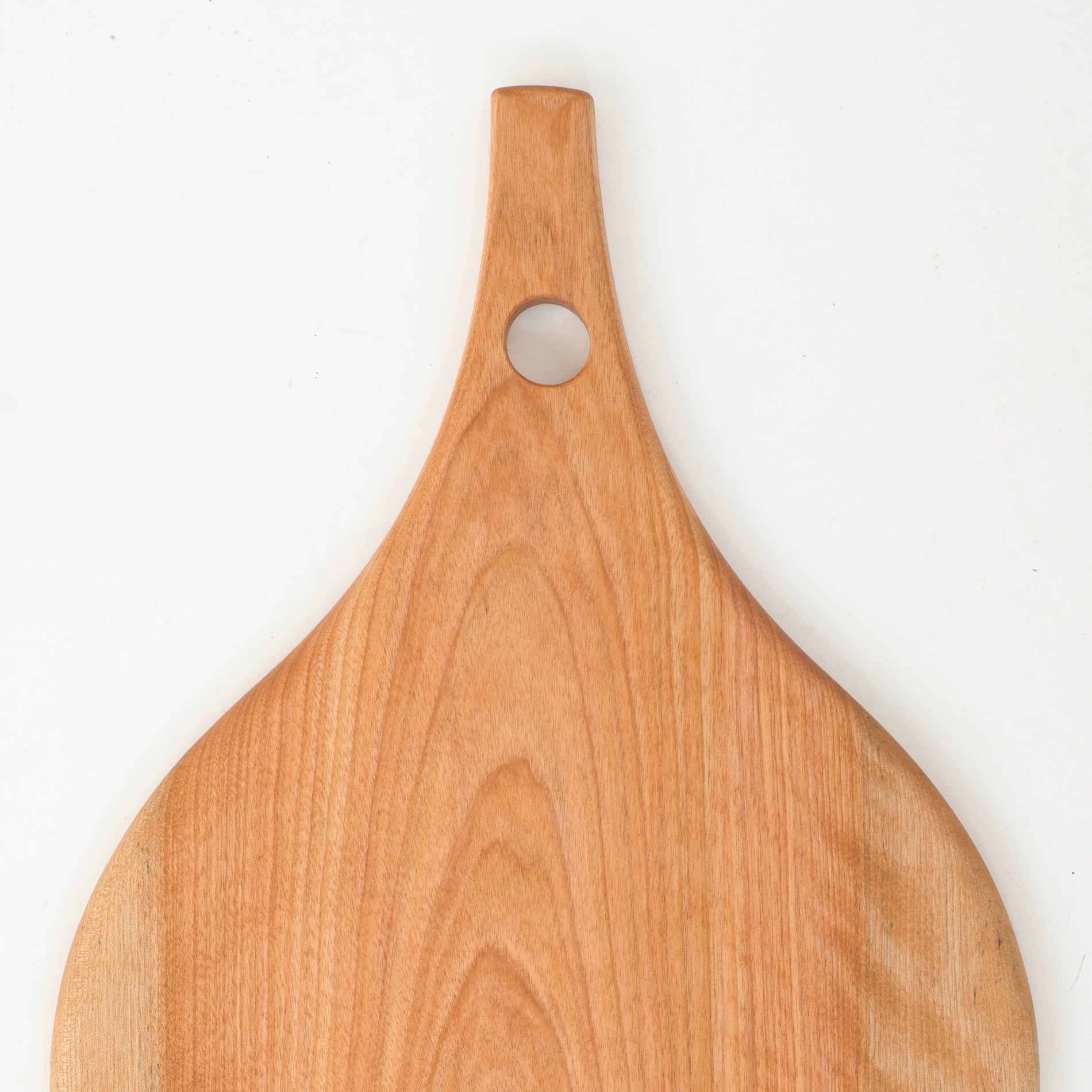 【ふるさと納税】CuttingBoardDrop｜ 信州 木工 木製 職人 技 国産 木のまな板 長野県産 おしゃれ こだわり 丸い カッティングボード オイル仕上げ 無垢材 ふるさと納税 長野県 松本市