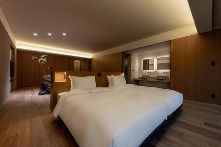 ENOWA ご宿泊ペア招待券（1泊2食付）Hotel stay　【GW、お盆、年末年始等ご利用不可日有】＜2023年6月8日開業＞