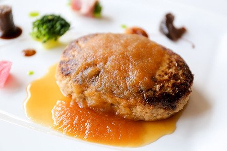 奇跡のりんごと友情のりんご ハンバーグ ・ カレー ・ 冷製スープ 各1個セット