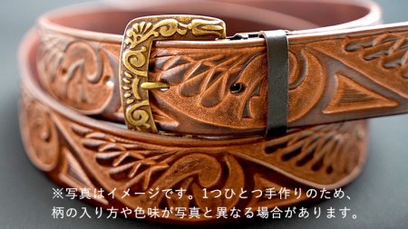 牛革ベルト（インディアン（鷲の羽）模様・焦茶かすれ染め）【太さ40mm / 厚さ3.7mm / M(110cm)】 牛革 父の日 手作り ベルト 革製品 [BE017ya-M]
