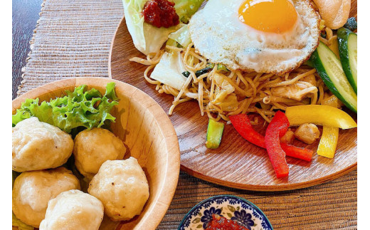 スローフードの町気仙沼ならではのサメを使用したインドネシア料理『サメBAKSO』 [Warung Mahal 宮城県 気仙沼市 20563449]