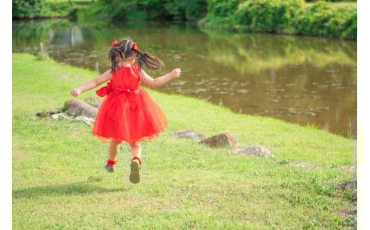 【秋の大感謝祭開催中！飛騨牛が抽選で当たる】【オーダーメイド】子どもドレス お仕立て券 3万円分（100～150cm）