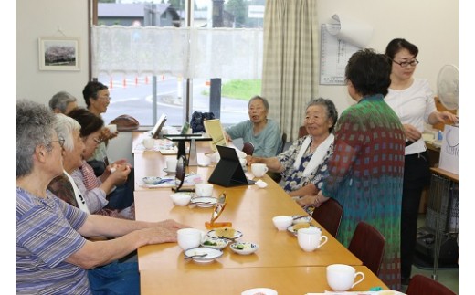 黒岩を築く会「お茶っこ飲み会」