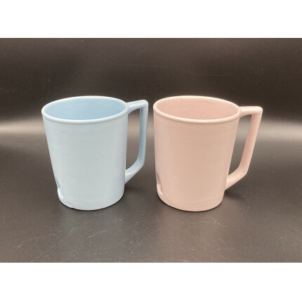 有田焼 伝作窯 ぶらんぶらん ペールカラーマグペアセット（ピンク、ブルー） A25-326_イメージ2