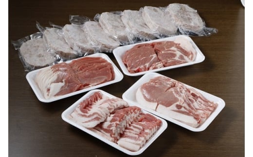 国産の黒豚肉を思う存分楽しめる大人気の焼肉セット！ハンバーグも一緒に！