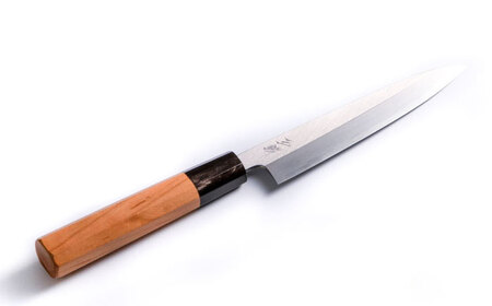 鐵泉玉鋼　ペティーナイフ   片刃（右利き）15cm 島根県雲南市/株式会社たなべたたらの里（奥出雲前綿屋　鐵泉堂） キッチン用品 果物 包丁 [AIAV024]