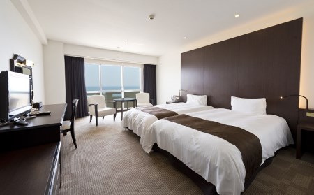 Royal Hotel 沖縄残波岬【特典付】一泊夕朝付ペア宿泊券（8階以上ハイフロアルーム・オーシャンビュー）
