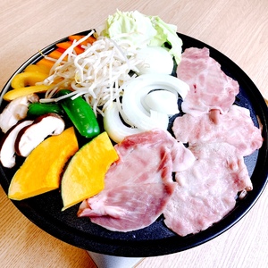 北海道上ノ国町産 モリのブタさん「豚もも塩タレ薄切り」 300g×4袋　ぶた　豚肉　たれ　しお　シオ　冷凍