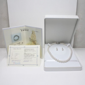 8.5-9ミリ大粒アコヤ真珠ネックレスイヤリング【100万円】