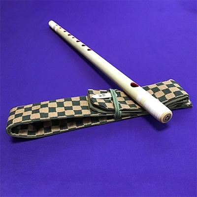 ふるさと納税 甘楽町 篠笛楽遂　ドレミ調六笨調子(B♭調)天地彫込み籐巻仕上げ、笛袋と篠製こはぜ付。 |  | 02