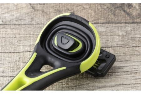 貝印 5枚刃カミソリ Xfit 敏感肌用バリューパック（本体2本＋替刃8個）