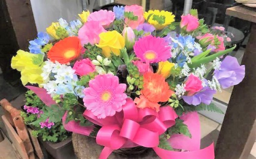 季節のフラワーアレンジメント　定期便（6ヶ月）