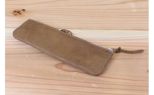 ペンケース グレー [アトリエSASSA 富山県 朝日町 34310053] ペン 革 おしゃれ 手作り シンプル レザー