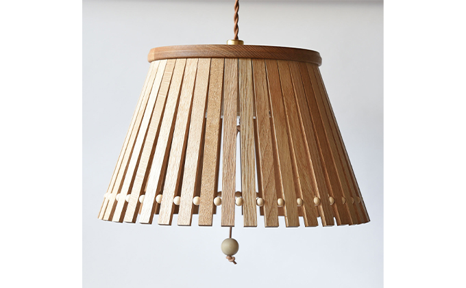 【YARN】ウッドビーズシリーズ スリットからこぼれる光が美しいランプ【L】｜雑貨 日用品 工芸品 照明 吊り下げ型 ※離島への配送不可