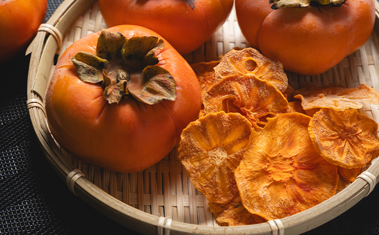 柿チップス 計50ｇ ５袋 10g - お菓子 おやつ スナック菓子 チップ カキ かき フルーツ 果物 ドライフルーツ 調味料不使用 香南くろしお園 高知県 香南市 常温 ke-0023