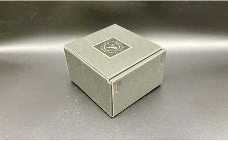 有田焼 伝作窯 黒助茶碗 月と太陽 ペアセット ds001