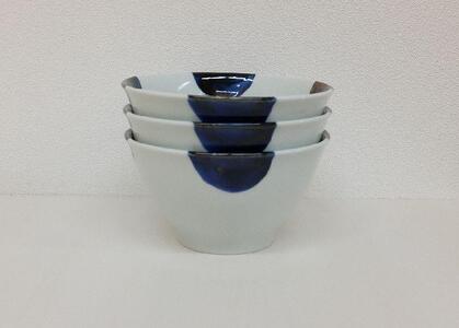 【波佐見焼】φ１６cm丼３個組ふち濃み丸紋【西海陶器】 ３ 73522